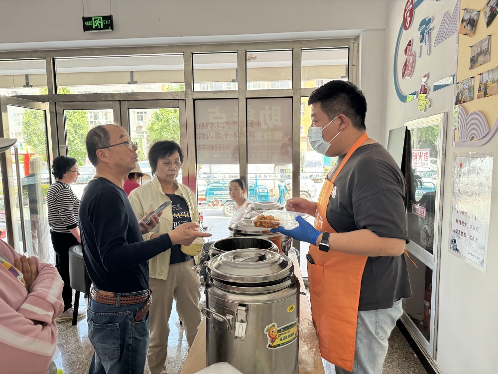 7月8日午餐期間，黃河東路街道湖畔嘉苑西(26656395)-20250708192538.jpg